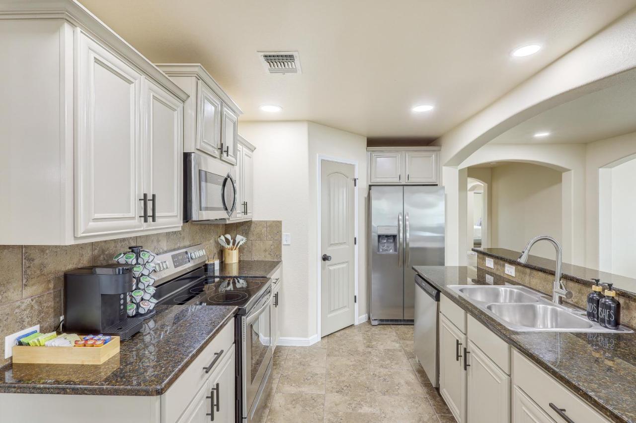 Modern Killeen Vacation Rental With Private Patio! Bagian luar foto